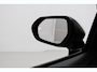 Toyota Yaris Cross 1.5 Hybrid AWD Adventure | Treeplanken | Dodehoek detectie | Head-up display | Apple Carplay / Android Auto | Parkeersensoren voor/achter | Stoelverwarming | 18 inch