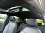 Volkswagen T-Roc 1.5 TSI 150pk DSG R-Line | Black Style | 19 Inch | Panoramadak | Camera | Keyless | Elek. Achterklep | Dode hoek | Rijklaar incl. 1 jaar Bovag garantie