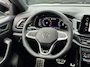 Volkswagen T-Roc 1.5 TSI 150pk DSG R-Line | Black Style | 19 Inch | Panoramadak | Camera | Keyless | Elek. Achterklep | Dode hoek | Rijklaar incl. 1 jaar Bovag garantie