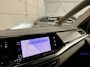 Volkswagen Multivan 1.4 eHybrid Life 7p. TREKHAAK/EL.SCHFDEUREN+SCHUIFRUITJES/ACC/SFEER/SOH 93%/CAMERA/CARPLAY/KEYLESS/LED/EL.A.KLEP/MIDDENCONSOLE/DODE-HOEK/PRIVACY/17"BLACK/FLORIDA-BEACH BLUE METALLIC/VOLLEDIG VW DEALER HISTORIE
