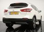 Nissan Qashqai 1.2 DIG-T Business Edition - Navigatie - 360 gr. camera - Panoramadak - 18 inch LM velgen - All Season banden - 12 maanden garantie