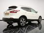 Nissan Qashqai 1.2 DIG-T Business Edition - Navigatie - 360 gr. camera - Panoramadak - 18 inch LM velgen - All Season banden - 12 maanden garantie