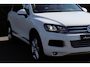 Volkswagen Touareg 3.0 TSI 380PK Hybrid Highline | Pano ☀️ | 3500KG 🔗 | Cruise 🚗 | Leder 🛋️ | 2e eigenaar 👤| Trhk