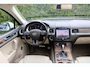 Volkswagen Touareg 3.0 TSI 380PK Hybrid Highline | Pano ☀️ | 3500KG 🔗 | Cruise 🚗 | Leder 🛋️ | 2e eigenaar 👤| Trhk