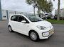 Volkswagen Up! 1.0i high up! BlueMotion 5-Deurs 60 PK. Zuinige en zeer betrouwbare auto !!! Alle keuringen toegestaan !!