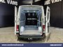 Volkswagen Crafter 2.0TDI 141pk L3H3 L2H2 Euro6 Airco | Camera | Apple Carplay | Cruisecontrol | Trekhaak Android Auto, Bijrijdersbank
