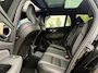 Volvo V60 2.0 T6 Plug-in hybrid AWD Ultra Dark 350pk Panoramadak / 360 Camera / HUD / Stoel-Stuurverwarming