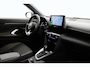 Toyota Yaris Cross 1.5 Hybrid AWD Dynamic | Trekhaak | Dodehoek detectie | Stoel-/stuurverwarming | Matrix LED | Parkeersensoren voor/achter | Apple Carplay / Android Auto | 17 inch