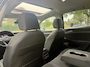 Volkswagen Golf 1.5 eTSi First Edition, Panoramadak | Camera | Navi & CarPlay | Trekhaak | Winter pack