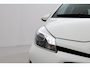 Toyota Yaris 1.5 Hybrid Aspiration | Volledige dealerhistorie | Origineel NL | Navigatie | Cruise Control | Clima | Parkeersensoren achter | Camera | 15 inch | Bluetooth