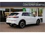 Volkswagen T-Roc 1.5 eTsi R-Line First Edition | Trekhaak | Matrix | Camera