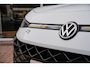 Volkswagen T-Roc 1.5 eTsi R-Line First Edition | Trekhaak | Matrix | Camera