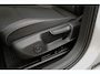 Volkswagen T-Roc 1.5 eTsi R-Line First Edition | Trekhaak | Matrix | Camera