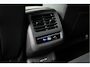 Volkswagen T-Roc 1.5 eTsi R-Line First Edition | Trekhaak | Matrix | Camera