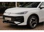Volkswagen T-Roc 1.5 eTsi R-Line First Edition | Trekhaak | Matrix | Camera