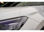 Volkswagen T-Roc 1.5 eTsi R-Line First Edition | Trekhaak | Matrix | Camera