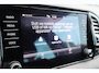 Skoda Karoq 1.5 TSI ACT Business Edition Plus 150PK TREKHAAK | Apple Carplay/Android Auto|telefoonintegratie premium | Cruise control adaptief | Hill hold functie