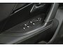 Peugeot 2008 PureTech 130 GT-Line | Camera | Adaptieve Cruise Control | Allseason Banden | Navigatie