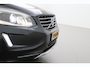 Volvo XC60 2.4 D5 Summum | GRIJS KENTEKEN | Trekhaak | Camera | Stoelverwarming | Xenon | Voorruitverwarming | Memory | 18 Inch