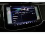 Mercedes-Benz E-klasse 300 e AMG Line | Nightpakket | Panoramadak | 360° Camera | Trekhaak | Keyless | Stoelverwarming | 20 Inch