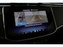 Mercedes-Benz E-klasse 300 e AMG Line | Nightpakket | Panoramadak | 360° Camera | Trekhaak | Keyless | Stoelverwarming | 20 Inch