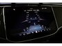 Mercedes-Benz E-klasse 300 e AMG Line | Nightpakket | Panoramadak | 360° Camera | Trekhaak | Keyless | Stoelverwarming | 20 Inch