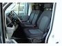 Volkswagen Crafter 35 2.0 TDI 140pk AUT L3H3 Comfortline | Trekhaak | Achteruitrijcamera | Navigatie | Verwarmbare Voorruit | Cruise Control