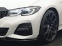BMW 3-Serie Touring 320i M Sport Perfomance Parts 184pk | Panodak | Adaptive Cruise | Laser LED | Sportuitlaat Kleppen Besturing | Lederen Sportstoelen Verwarmd | Sfeerverlichting | Apple Carplay | 20"L.M | Navigatie | DAB |