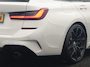 BMW 3-Serie Touring 320i M Sport Perfomance Parts 184pk | Panodak | Adaptive Cruise | Laser LED | Sportuitlaat Kleppen Besturing | Lederen Sportstoelen Verwarmd | Sfeerverlichting | Apple Carplay | 20"L.M | Navigatie | DAB |