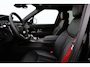 Land Rover Range Rover Sport P460e Battersea Edition | Luchtvering | ClearSight | Trekhaak | Panoramadak | 360° Camera | Head-Up | Stoelventilatie | 22 Inch