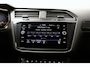 Volkswagen Tiguan Allspace 1.5 TSI R Line Highline Aut. 7 pers. [ Panorama Virtual Adapt.cruise ]