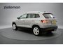 Skoda Karoq 1.5 TSI ACT Business Edition Automaat - Trekhaak, Carplay, Camera, Clima, Stoelverw.