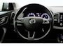 Skoda Karoq 1.5 TSI ACT Business Edition Automaat - Trekhaak, Carplay, Camera, Clima, Stoelverw.