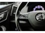 Skoda Karoq 1.5 TSI ACT Business Edition Automaat - Trekhaak, Carplay, Camera, Clima, Stoelverw.
