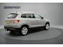 Skoda Karoq 1.5 TSI ACT Business Edition Automaat - Trekhaak, Carplay, Camera, Clima, Stoelverw.