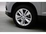 Skoda Karoq 1.5 TSI ACT Business Edition Automaat - Trekhaak, Carplay, Camera, Clima, Stoelverw.