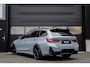 BMW 3-Serie Touring M340i xDrive Vol|Pano|Trekhaak|Harman-Kardon|HuD|Carbon|