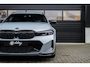BMW 3-Serie Touring M340i xDrive Vol|Pano|Trekhaak|Harman-Kardon|HuD|Carbon|