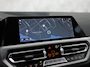 BMW 3-Serie 330e xDrive Business Sport 293Pk Automaat (APPLE CARPLAY, LASER KOPLAMPEN, SOH 90,3%, STOELVERWARMING, SPORTSTOELEN, GETINT GLAS, SPORTSTOELEN, PARKEERSENSOREN, NIEUWSTAAT)