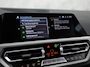 BMW 3-Serie 330e xDrive Business Sport 293Pk Automaat (APPLE CARPLAY, LASER KOPLAMPEN, SOH 90,3%, STOELVERWARMING, SPORTSTOELEN, GETINT GLAS, SPORTSTOELEN, PARKEERSENSOREN, NIEUWSTAAT)