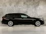 BMW 3-Serie 330e xDrive Business Sport 293Pk Automaat (APPLE CARPLAY, LASER KOPLAMPEN, SOH 90,3%, STOELVERWARMING, SPORTSTOELEN, GETINT GLAS, SPORTSTOELEN, PARKEERSENSOREN, NIEUWSTAAT)