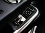 Mercedes-Benz GLB 250+ Business Solution AMG 85.5 kWh | Night | Premium plus | Burmester | Superscreen | Panoramadak | Memory stoelen | Multibeam LED | Sfeerverlichting |