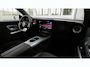 Mercedes-Benz GLB 250+ Business Solution AMG 85.5 kWh |  Panoramadak | Stoelverwarming | LED koplampen | Spiegelpakket | Achteruitrijcamera |