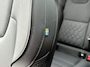 Volvo XC60 T6 Plug-in hybrid AWD Ultra Dark | Trekhaak | Luchtvering | Panoramadak | Verwarmbare voorstoelen, achterbank en stuurwiel | Head-up display | Premium audio by Harman Kardon | 360 graden camera