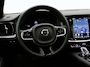 Volvo V60 T8 PLUG-IN HYBRID PLUS DARK SCHUIFDAK HEAD-UP 360GR TREKHAAK H/K AUDIO
