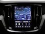 Volvo V60 T8 PLUG-IN HYBRID PLUS DARK SCHUIFDAK HEAD-UP 360GR TREKHAAK H/K AUDIO