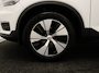 Volvo XC40 T3 AUT(8) MOMENTUM+ SCHUIFDAK NAVI BLUETOOTH CRUISE CONTROL
