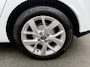 Renault Clio Estate 0.9 TCe Limited Airco, navigatie, licht metalen velgen, cruise controle, parkeersensoren, trekhaak, enz.