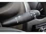 Dacia Sandero 1.2 Ambiance APK 09-2027!/ D-Riem verv: 137.000 KM!/ Airco/ Trekhaak/ Radio-CD AUX & USB/ Getint glas.