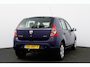 Dacia Sandero 1.2 Ambiance APK 09-2027!/ D-Riem verv: 137.000 KM!/ Airco/ Trekhaak/ Radio-CD AUX & USB/ Getint glas.